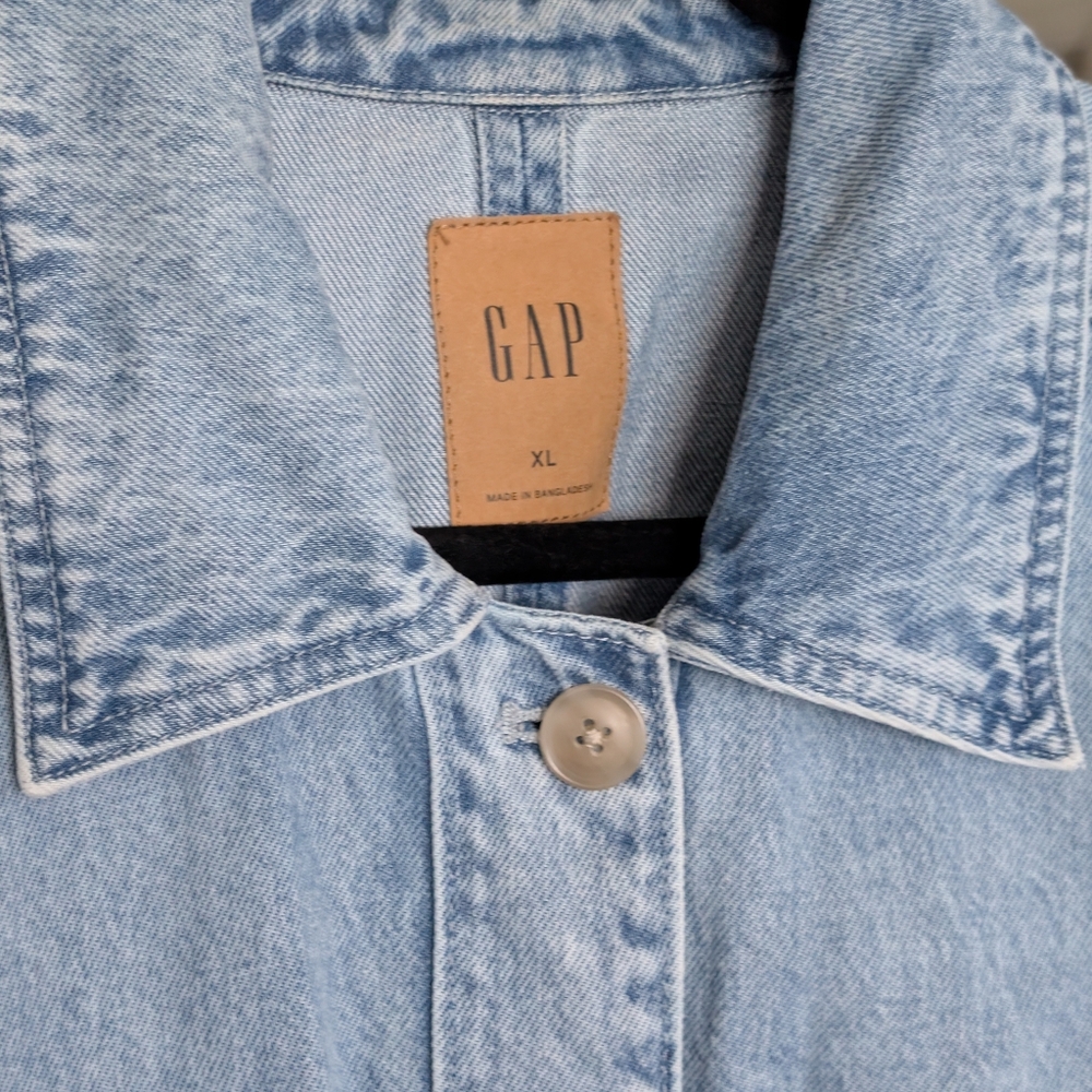 GAP Light Blue Denim Jacket - Picture 8 of 9